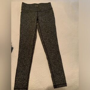 Leggings 87% polyester 13% spandex